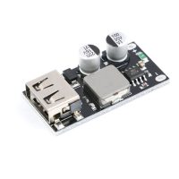 ماژول شارژر فست QC3.0 تک پورت این ماژول فست شارژ به‌صورت تک پورت طراحی شده و در خروجی خود یک کانکتور USB-A استاندارد در اختیار شما قرار می‌دهد. ماژول از ولتاژ ورودی 6 تا 32 ولت DC پشتیبانی می‌کند و ولتاژ خروجی را به‌صورت پیش‌فرض 5 ولت تنظیم می‌کند، اما پس از شروع شارژ سریع به‌طور اتوماتیک بین 3 تا 12 ولت تنظیم می‌شود حداکثر مقدار 24 وات توان خروجی را فراهم می کند. ماژول از پروتکل‌های متنوع شارژ سریع پشتیبانی می‌کند و با بهره‌گیری از فناوری QC3.0 شرکت Qualcomm، امکان شارژ سریع گوشی‌های موبایل، تبلت‌ها و دستگاه‌های الکترونیکی را فراهم می‌کند. پروتکل‌های شارژ سریع پشتیبانی‌شده • Qualcomm Quick Charge 3.0 (پروتکل اصلی) • Qualcomm Quick Charge 2.0 • BC1.2 (مخصوص Apple) • Samsung شارژ سریع • MTK PE1.1 / PE2.0 (MediaTek) • AFC (شارژ سریع هواوی) • Spreadtrum SFCP (اختصاصی) کاربردها • ساخت پاوربانک فست‌شارژ با قابلیت QC3.0 • شارژر فندکی خودرو (Car Charger) با ورودی 12 تا 24 ولت برای • منبع تغذیه سیستم صوتی خودرو • شارژر موبایل و تبلت برای پنل‌های خورشیدی • منبع تغذیه خانگی برای دستگاه‌های الکترونیکی • پروژه‌های رباتیک و الکترونیک DIY • ساخت شارژر چندگانه برای شارژ همزمان دستگاه‌ها راه‌اندازی مراحل اتصال: 1. اتصال ورودی ولتاژ: پین‌های +IN و -IN روی پشت ماژول را به منبع تغذیه مناسب متصل کنید: 2. اتصال دستگاه قابل شارژ: گوشی موبایل، تبلت یا دستگاه الکترونیکی را با کابل USB به پورت USB-A ماژول متصل کنید. 3. شروع شارژ: ماژول به‌صورت اتوماتیک ولتاژ را تشخیص می‌دهد و شارژ شروع می‌شود. پس از تریگر شدن شارژ سریع، ولتاژ به‌طور اتوماتیک بین 3-12V تنظیم می‌شود. 4. پایان شارژ: هنگامی که دستگاه به شارژ کامل برسد، ماژول جریان را کاهش می‌دهد و شارژ را مدیریت می‌کند. نکات مهم • منبع تغذیه مناسب: برای عملکرد صحیح، از منبع تغذیه حداقل 24 وات استفاده کنید . • ولتاژ ورودی حداقل: ولتاژ ورودی باید حداقل 6 ولت باشد؛ ولتاژهای کمتر از 6V ماژول را فعال نمی‌کنند. • ولتاژ ورودی حداکثر: ولتاژ ورودی نباید بیشتر از 32 ولت باشد؛ ولتاژهای بالاتر ممکن ماژول را خراب کنند. • حفاظت کامل: دارای محافظت در برابر ولتاژ بیشینه، جریان بیشینه، اتصال کوتاه و دمای بیش از حد. • تک پورت: این ماژول فقط یک پورت USB دارد؛ برای شارژ همزمان دو دستگاه باید از ماژول دو خروجی استفاده کنید. • تنظیم اتوماتیک: ولتاژ خروجی به‌طور اتوماتیک بر اساس نیاز دستگاه تنظیم می‌شود و نیاز به تنظیم دستی نیست