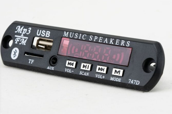 پخش کننده 12V پنلي MP3 مدل 747D با ريموت کنترل و بلوتوث